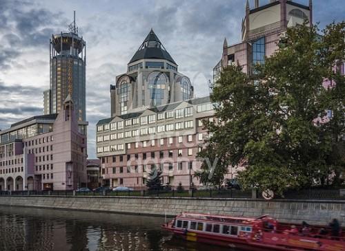 Бизнес-центр "Riverside Towers" (Москва, Космодамианская набережная, 52) – фото Бизнес-центр "Riverside Towers" – фото объекта